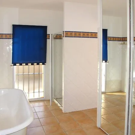 Sainte-maxime Sleeps 10 Pool Wifi Vakantiehuis