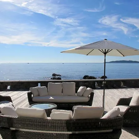 Sainte-maxime Sleeps 10 Pool Wifi Vakantiehuis